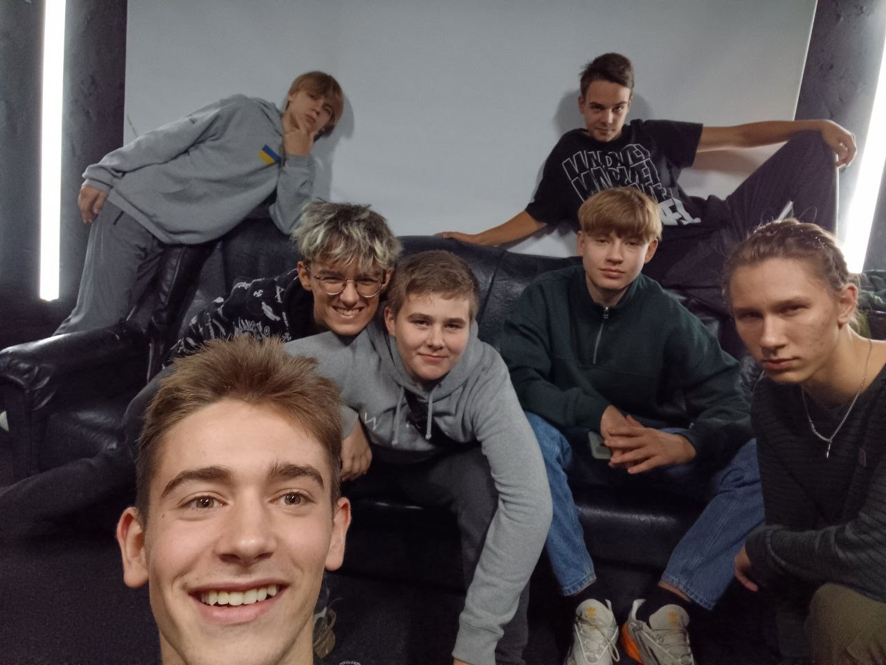 Мала група 